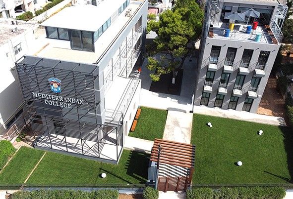 glyfada-campus2.jpg