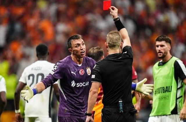 muslera-1.jpg