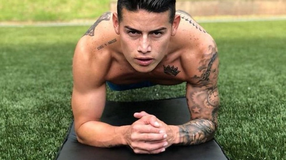 James Rodriguez Nude